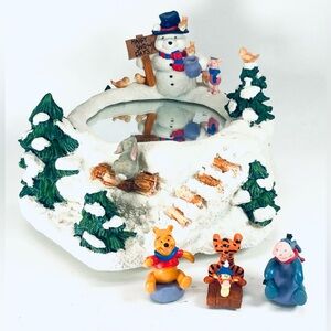 Disney Winnie Pooh Happy Snow Days Ice Skating Rink Musical Tigger Eeyore RARE!
